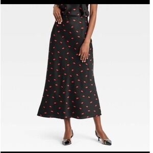 A new day satin silky a line midi skirt size medium black red lip print new